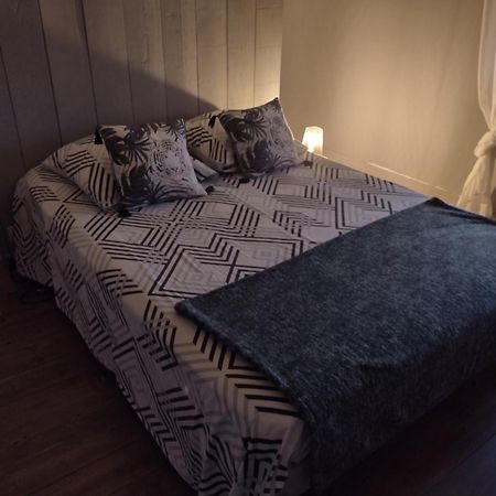 Gite Cocooning Avec Piscine Bouge-Chambalud 외부 사진